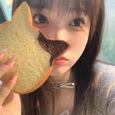 梦露世界 在线观看封面